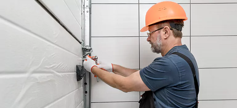 Garage Door Repair in Panama City