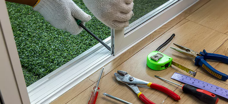 Window Hinge Repair in Panama City, FL